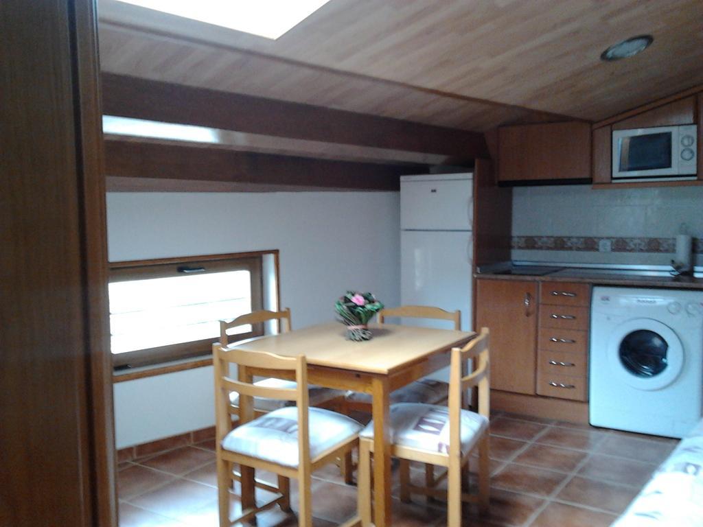 Apartmán La Ontina La Puebla De Valverde Pokoj fotografie